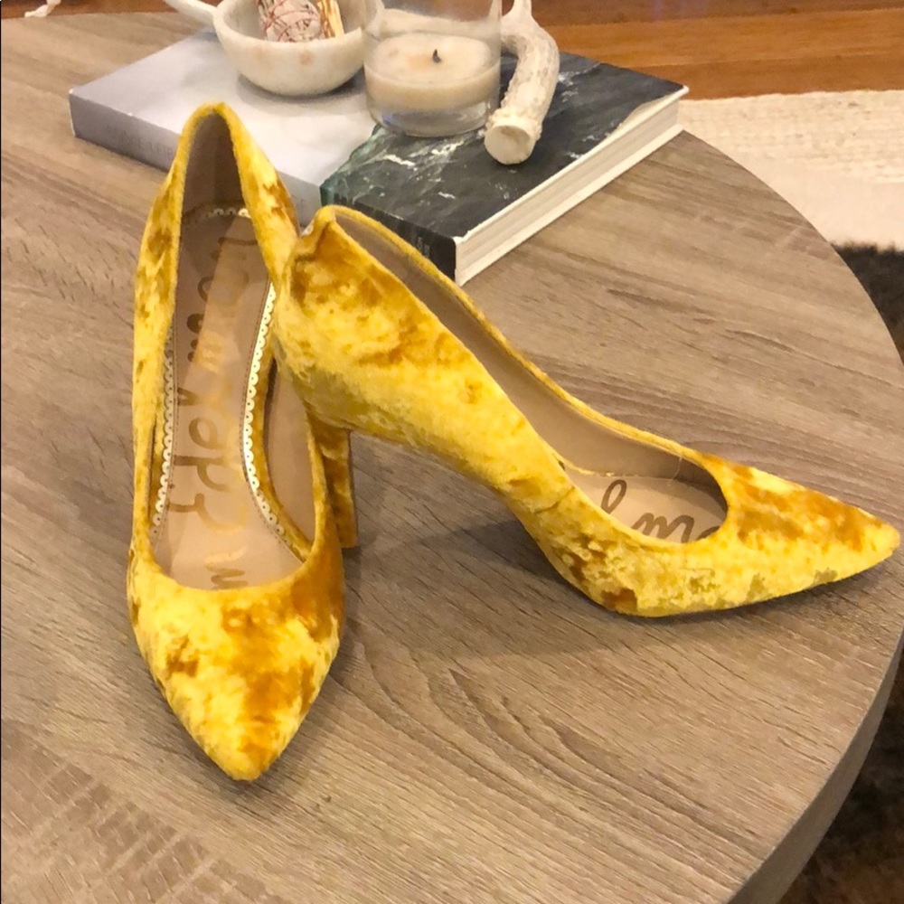 Sam Edelman velvet heels - Canary Yellow/ Marygold